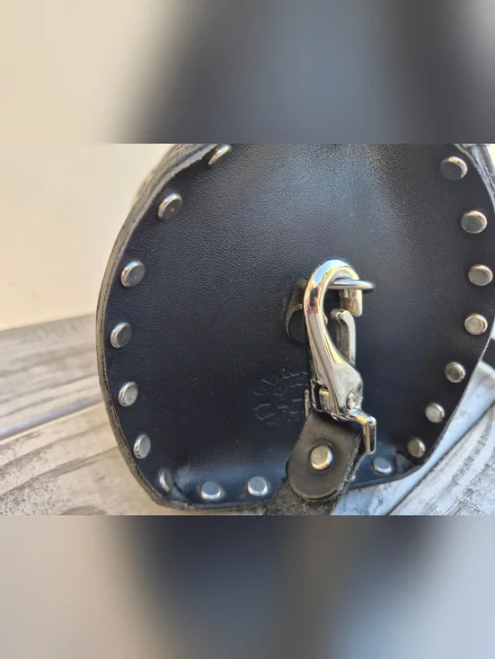 Harley-Davidson Black Leather Bag with Matching Studded Wallet - Picture 7 of 16